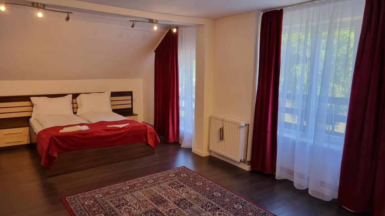 Vila Parc كلوج-نابوكا المظهر الخارجي الصورة